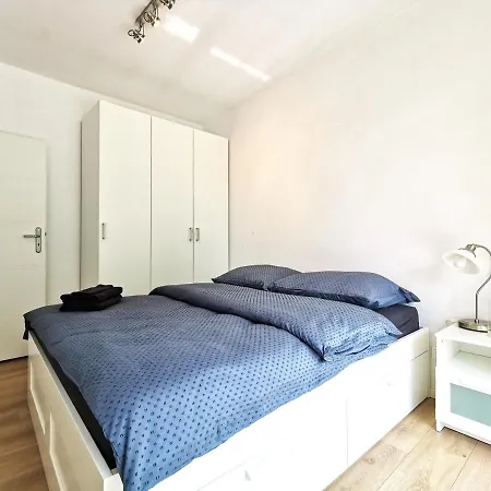 Matejki Apartment ~ Self Check-In 24 ~ Parking Wroclaw Exterior photo